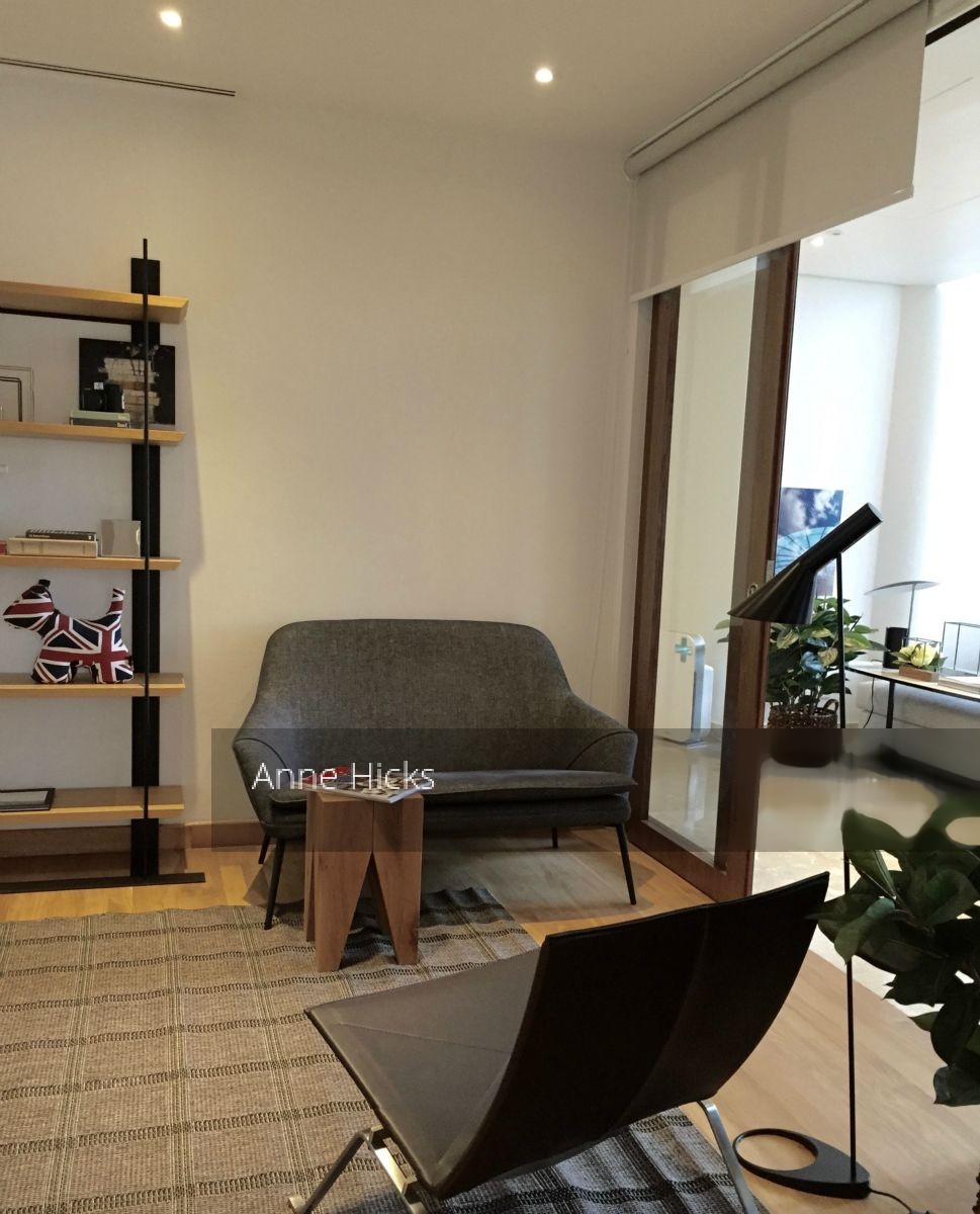 The Colonnade (D10), Condominium #139484002